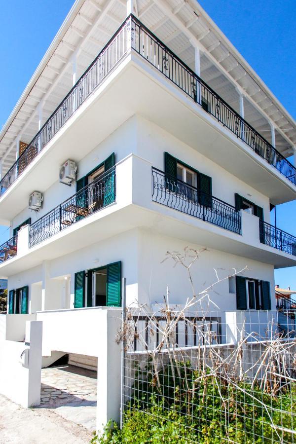 Ligia Waterfront Apartments Exterior foto
